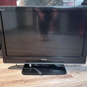 Toshiba 27 inch tv
